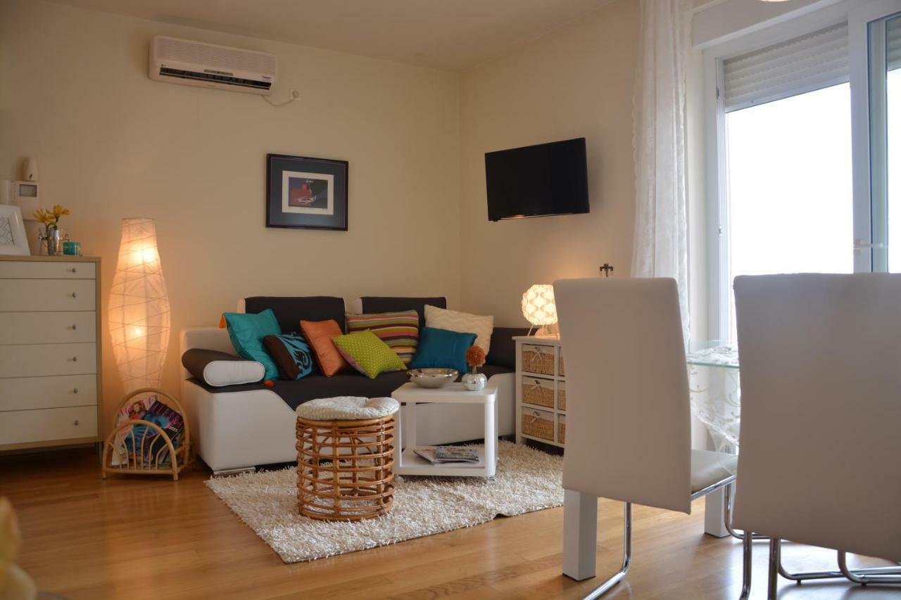 Apartment Vacation In Zadar - Mirna Eksteriør billede